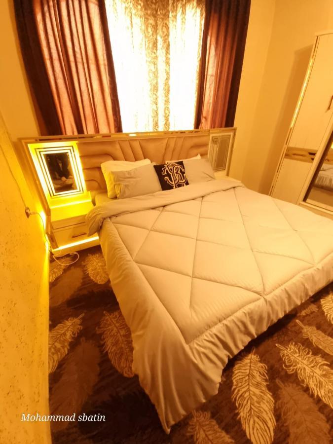 Sbatin Hotel Мадаба Екстериор снимка