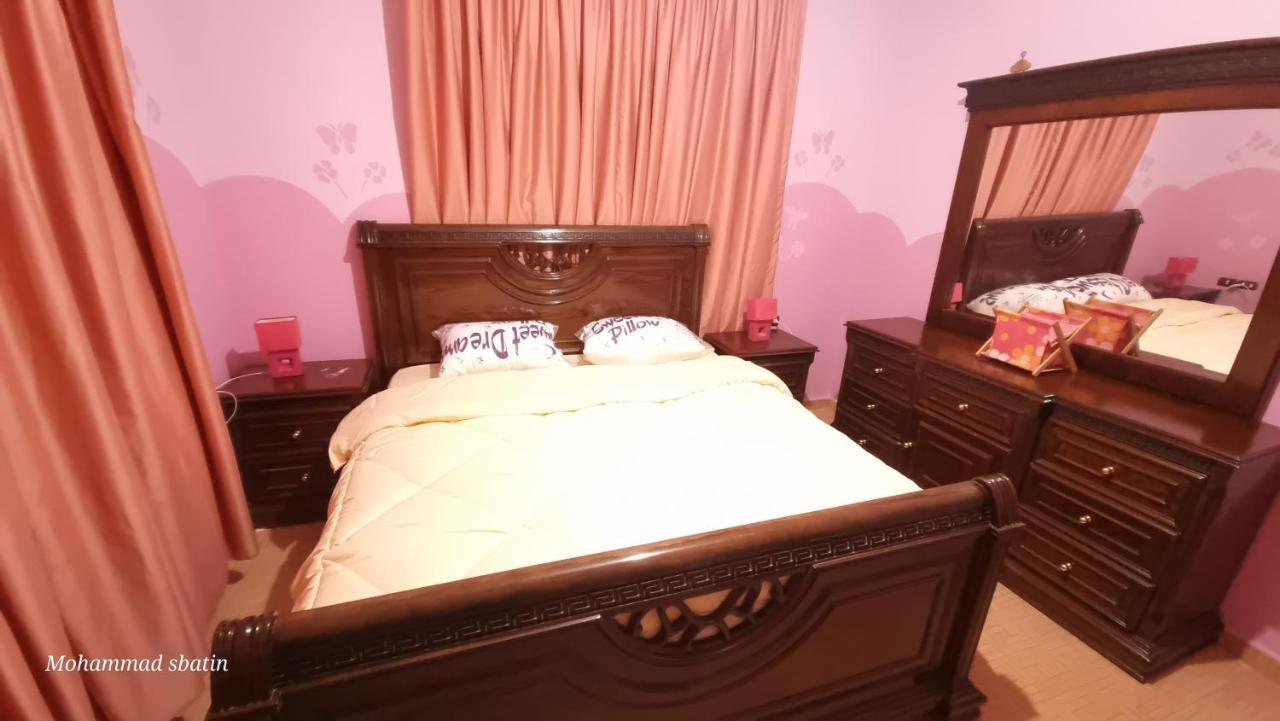 Sbatin Hotel Мадаба Екстериор снимка